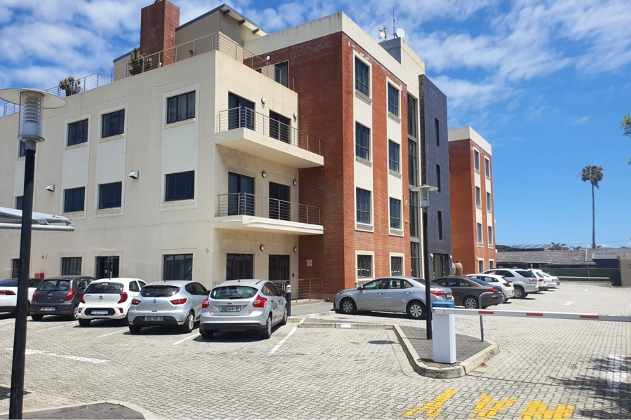 To Let commercial Property for Rent in Newton Park Eastern Cape